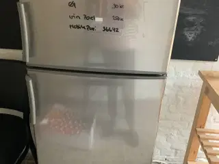 Næsten ubrugt køleskab