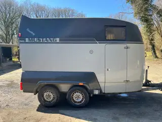 Hestetrailer Mustang 