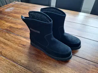 Flotte Luhta vinterstøvler i ruskind – str. 40