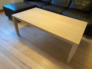 Sofabord i træ