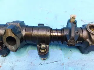 New Holland TX65 Vippeaksel D5NN6563A