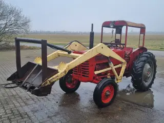 IH B275 Veteran Traktor
