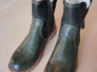 Varme læderstøvler str 39. 