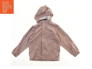 Regnjakke med hætte fra Mikk-line (str. 134)