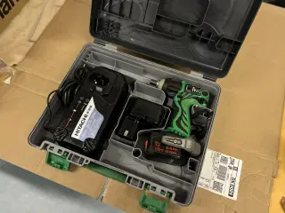 Hitachi 12V Slagtrækker-sæt m. kuffert