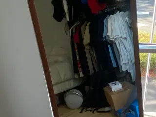 Brunt spejl