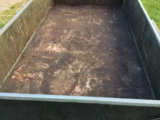Trailer. 500 kg. L 350 kg