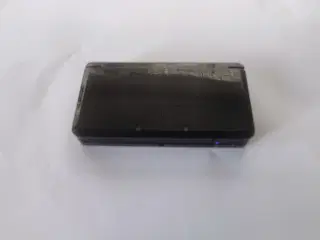 Nintendo 3DS, sort inkl. stylus & oplader