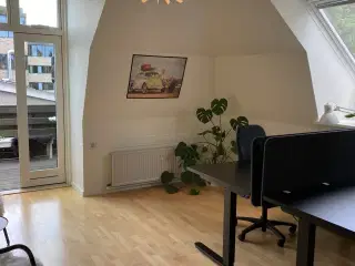 Penthouse kontor i Roskilde centrum