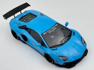 2011 Aventador LP 700-4 Liberty Walk 1:18