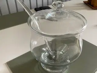 Punch bowl