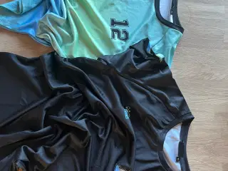 2 Hummel t-shirts med nr. 12. Str. 164