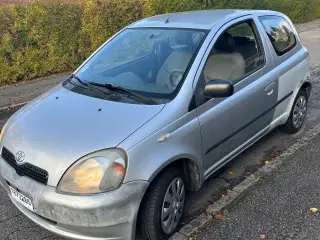 Toyota Yaris lav km 132000