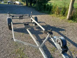 750 kg bådtrailer år 2014