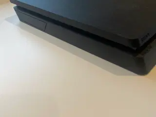 Jeg sælger min Playstation 4 slim