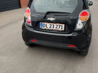 Chevrolet spark 2011 benzin