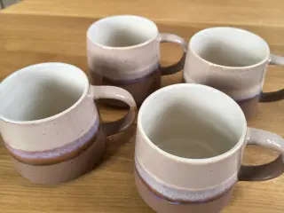 4 unika krus i stentøj