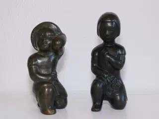 Detaljerede figurer i patineret bronze fra ca 1930