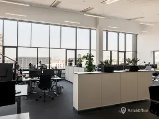 Flot flerbrugerejendom ”Atrium” lige ved havnefronten