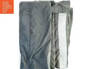 Gardiner grå velour fra Jysk (str. 235. x. 275. cm. I alt 3 styk)