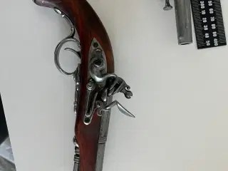 2 stk. flintepistoler 