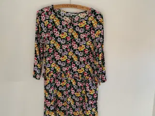 Kjole Str S MBYM Pris 30kr