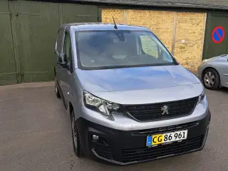 Peugeot Partner 1,5 BlueHDi 100 L1V2 Plus Van