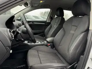 Audi A3 Sportback 2,0 TDI DPF Ambition 150HK 5d 6g