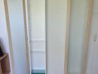 Vitrine skab med glas låge 