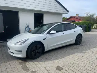 Tesla Model 3  Long Range AWD