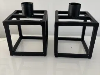 2 flotte sorte lysestager