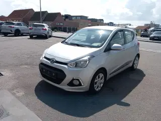 Hyundai i10 1,0 Go High 66HK 5d