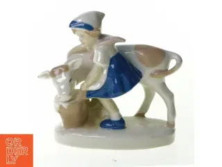 Malke pige i porcelæn (str. 11 x 6 x 13 cm)