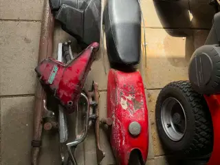 Yamaha 4 gear dele