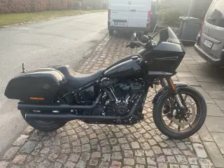 Harley Davidson low rider ST 117 cui årgang 2022