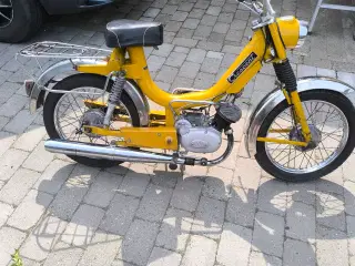 Cresent compact 1971