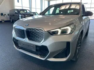 BMW iX1  eDrive20 M-Sport