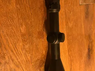 Riffelkikkert 3-12x56 med rødpunkt 