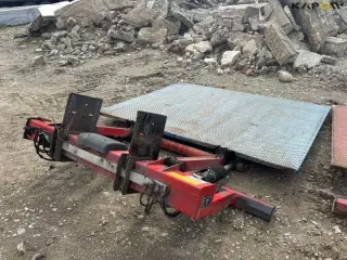 - - - Baglift til sættevogn