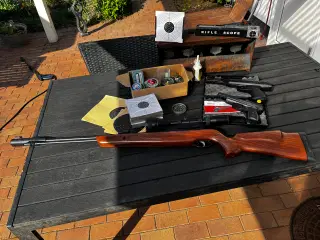 Luftpistoler, luftgevær og tilbehør.