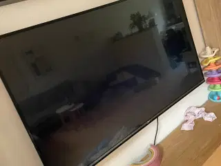 LG 60” fjernsyn