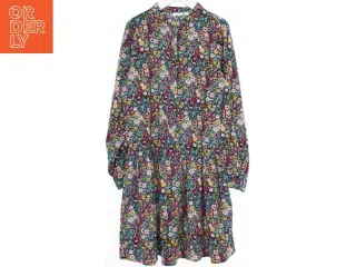 Langærmet kjole med blomsterprint fra Name It (str. 134)