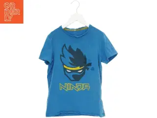 T-Shirt fra Name It (str. 152 cm)