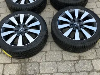 Honda 17” org. Alufælge med dæk