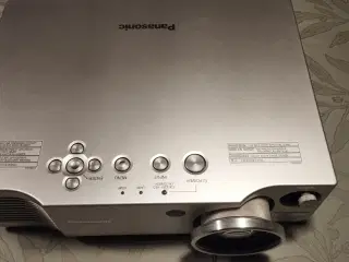Panasonic projektor