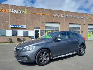 Volvo V40 CC 1,6 D2 115 Kinetic