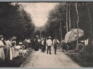 Sten flyttes - Stemplet Ærøskøbing 1910 - Postkort - Brugt