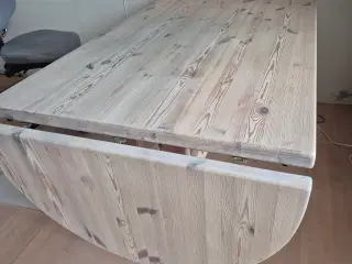 Spisebord massivt fyrretræ