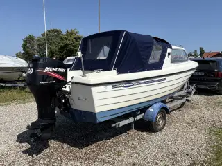 Cresent 535 med 60 Hk