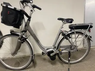 Gazelle El cykel kun kørt 500 km 